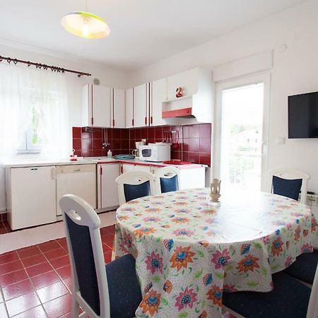 Apartman Kondic Omišalj Exteriér fotografie