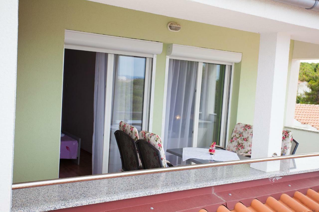 Apartman Kondic Omišalj Exteriér fotografie